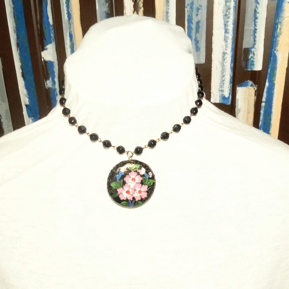 SOLD!! Black Beveled Cut Beads On Gold Chain Linked Necklace W/Peony Pendant